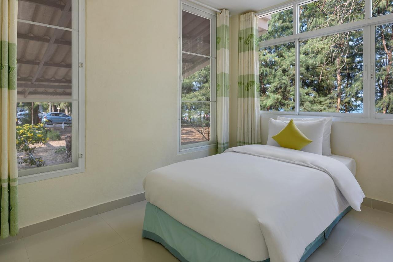 Seapine Beach Golf And Resort Hua Hin Ban Khao Takiap المظهر الخارجي الصورة